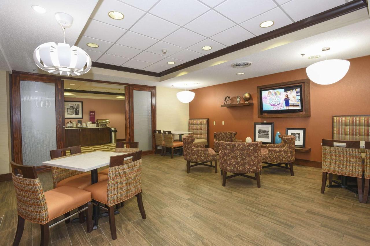 Hampton Inn Cincinnati Eastgate Exterior foto