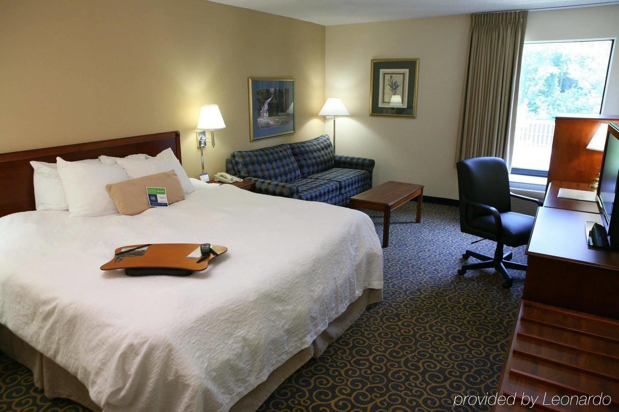 Hampton Inn Cincinnati Eastgate Habitación foto