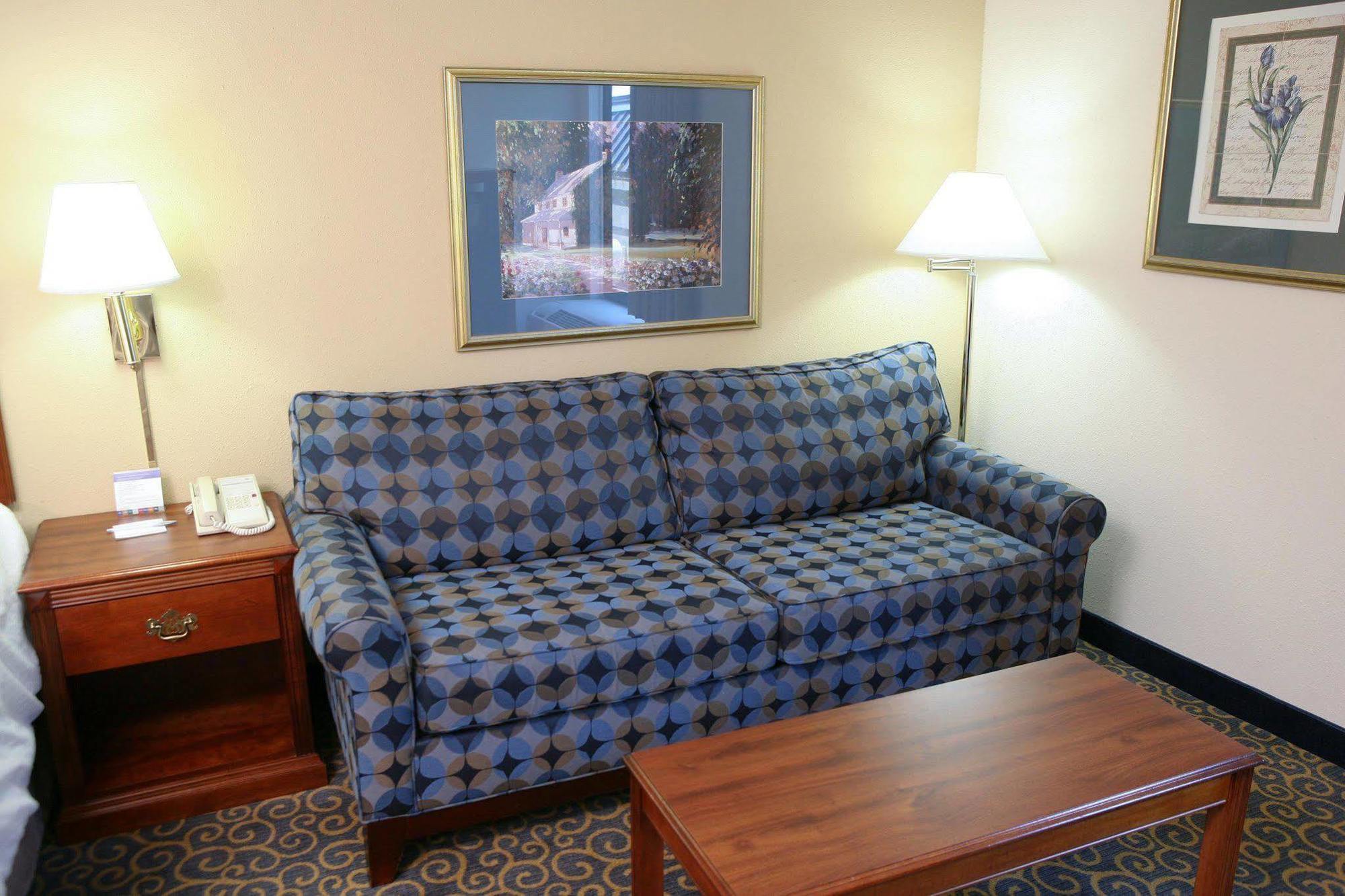 Hampton Inn Cincinnati Eastgate Habitación foto
